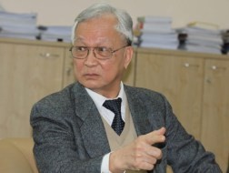 TS Bùi Kiến Thành: “Chết rồi mới đem tiền đến viếng...”!