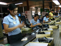 Áp trần lãi suất cho vay 15%, vẫn chưa đủ