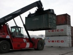 5 tháng, Hà Nội nhập siêu 5,1 tỷ USD, Tp. HCM xuất siêu 264,3 triệu USD